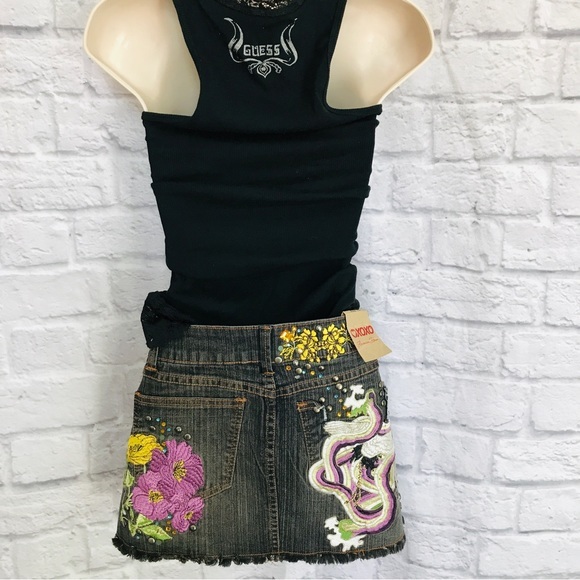 Ultimate Y2K NWT VNT Embroidered Spirit Bird Rhinestone Stud Distressed Mini - Picture 10 of 15